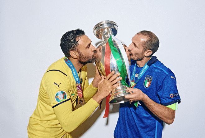 英国跳水王子场边织毛线 难度升级还有设计图